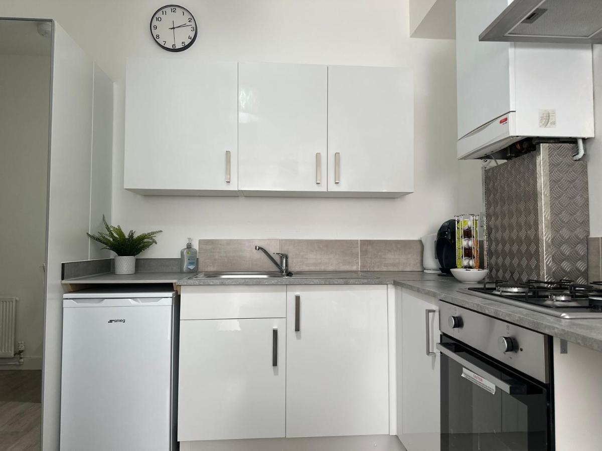 High Barnet Studio Flat エクステリア 写真